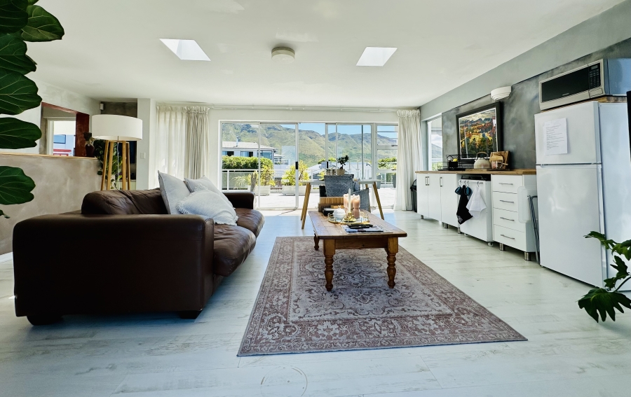 4 Bedroom Property for Sale in Vermont Western Cape